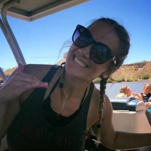 Meet your Posher, Alyssa